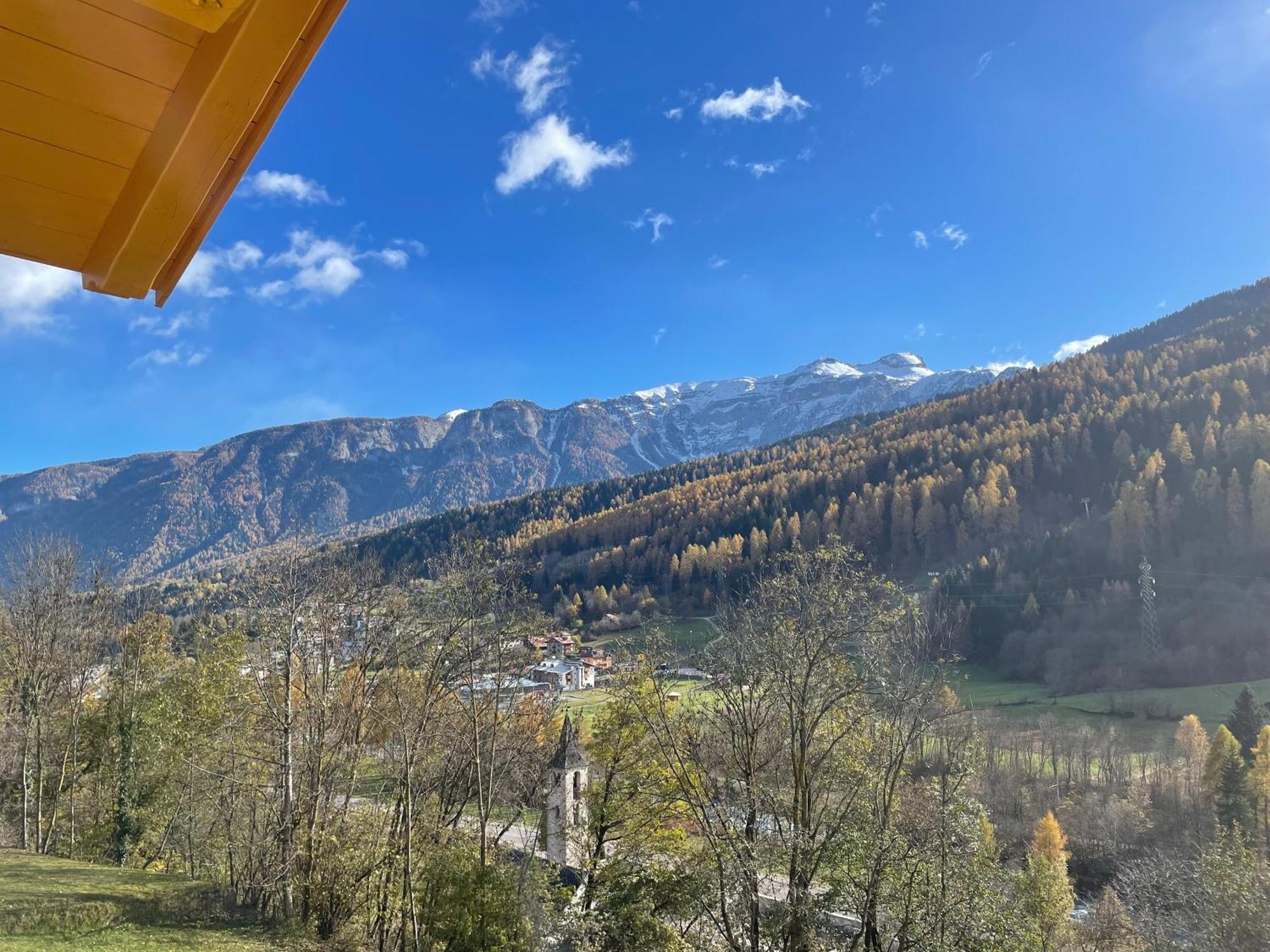 Casa Il Tramonto Val Di Sole Apartment Commezzadura Luaran gambar